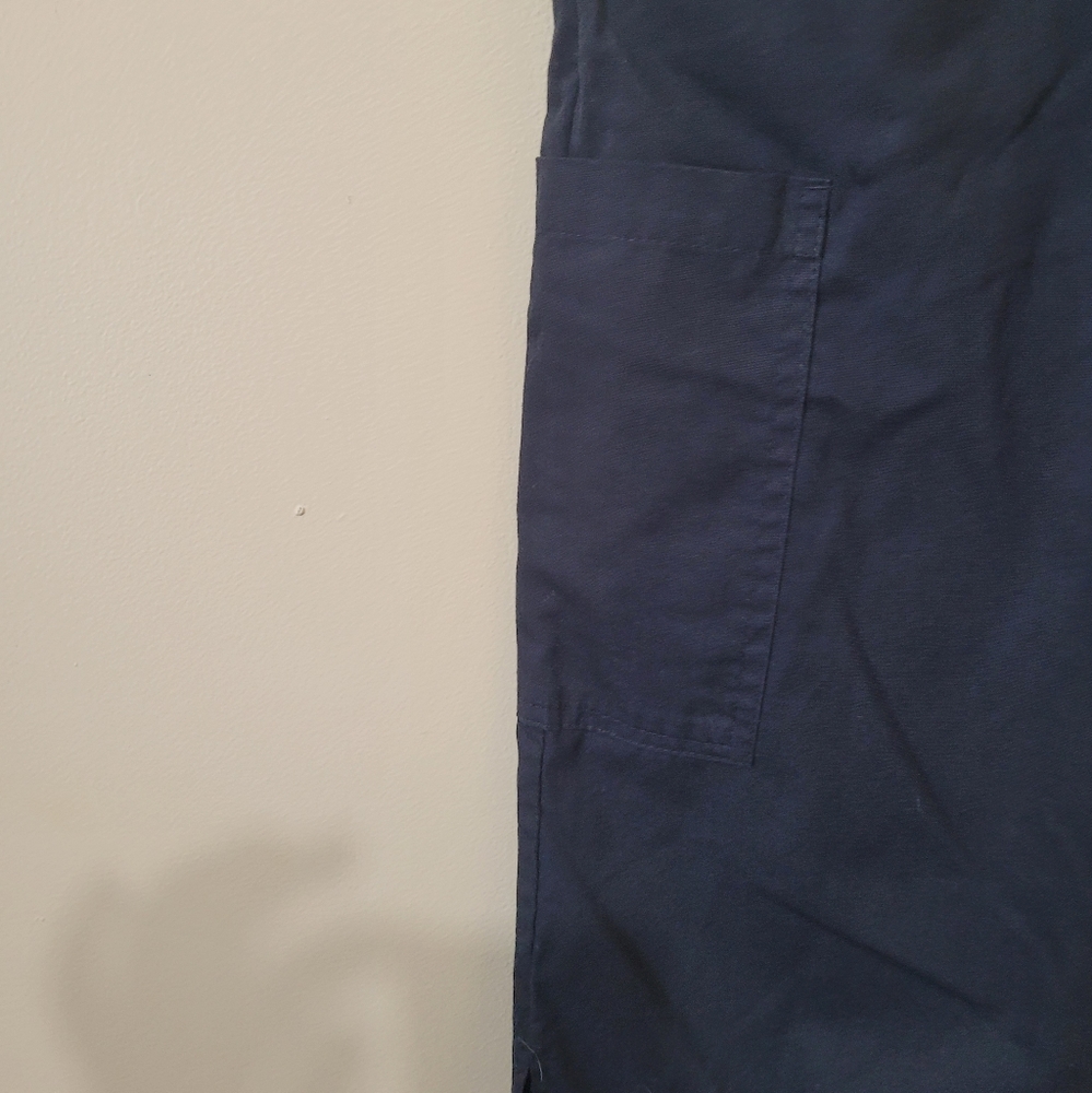 Capri Scrub Set Medium - Picture 3 of 7